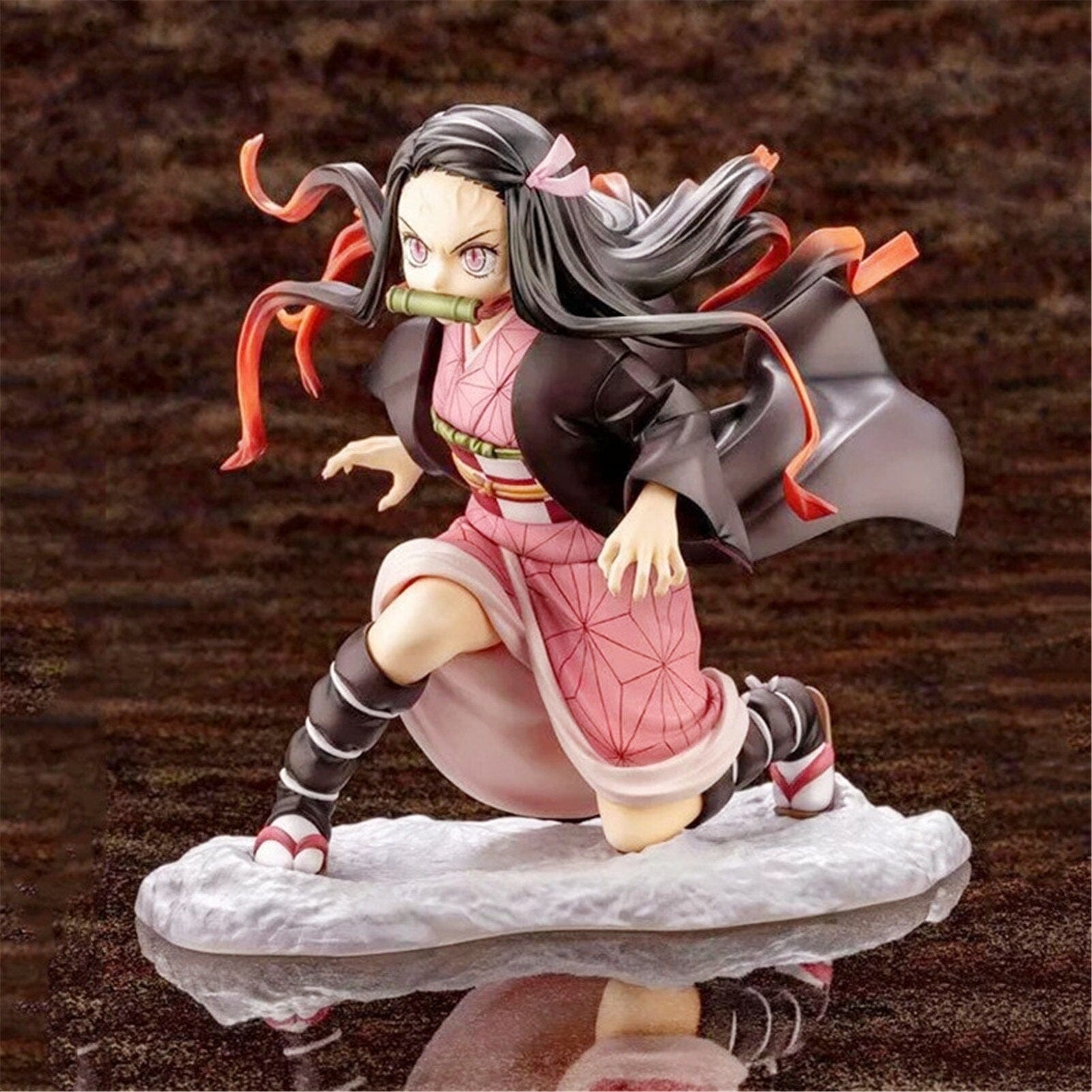 Figurine Demon Slayer Nezuko Figumaniac